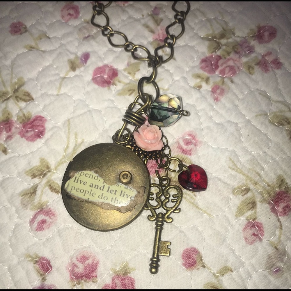 Locket necklace with writing